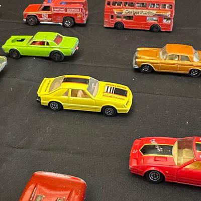 Vintage Matchbox, Tootsie Toy and Yatming Cars!