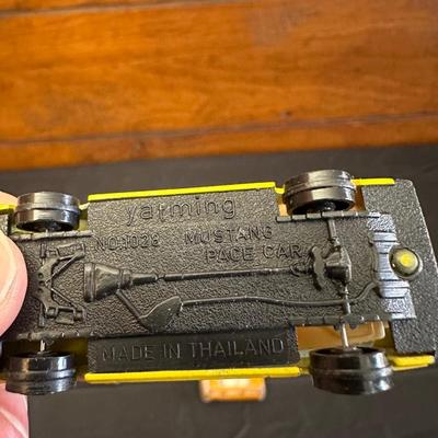 Vintage Matchbox, Tootsie Toy and Yatming Cars!