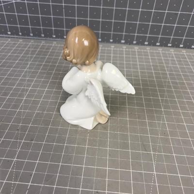 LLADRO No 8245 Loving Protection Angel