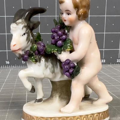 Cherub with a Goat MEISSEN 