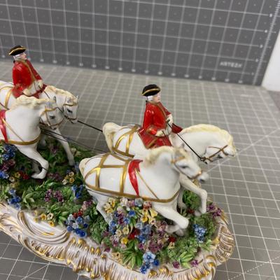 LUIGI FABRIS PORCELAIN HORSE AND CARRIAGE