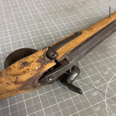 Antique Fint Lock Riffle / Shot Gun WALL HANGER 
