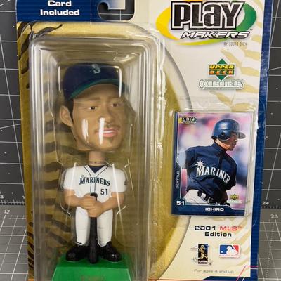 Upper Deck Playmakers Bobble Head ICHIRO 