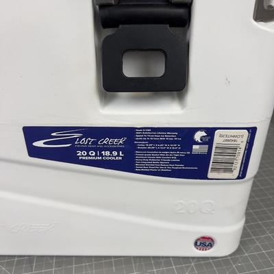 Lost Creek 20 Quart Cooler 