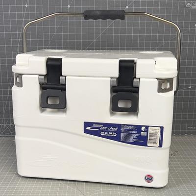 Lost Creek 20 Quart Cooler 