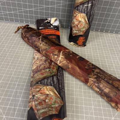 Tree Stand Umbrella (3) Appear NEW 