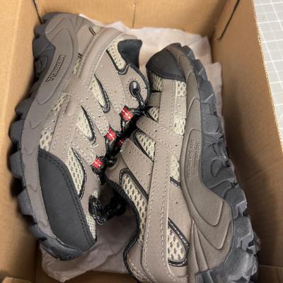 MERRIL Boys NEW Hiking Shoe