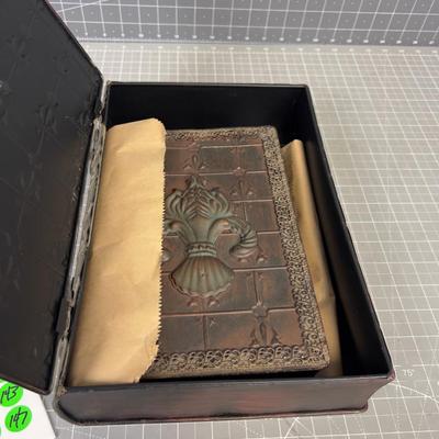 Metal Fleur De Le' Nested Boxes 