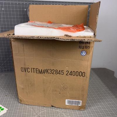 (6) New Rectangular Lock-N-Lock NEW in the Box