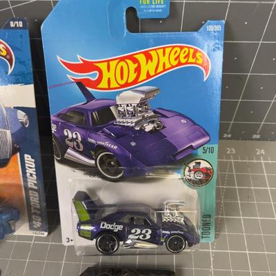 4 New Hot Wheels on the Card, NEW