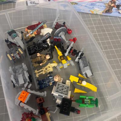 Star Wars ADVENT Calendar Empty PLUS Bin of Toys that goes with it. 