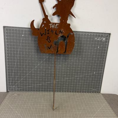 Metal Cut out Stake of "THE WITCH IS IN" 