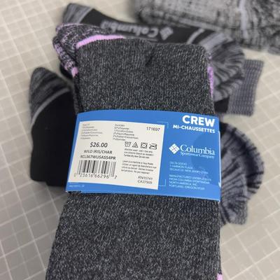 7 Pair of NEW COLUMBIA Socks Purple and Black NEW 