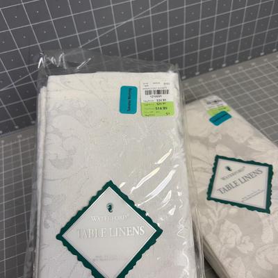 2 Sets of 4 Waterford NAPKINS Kings Court Pattern 
