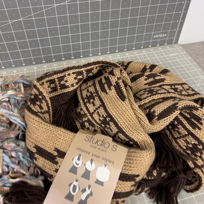 Studio Scarfs Loop Scarf