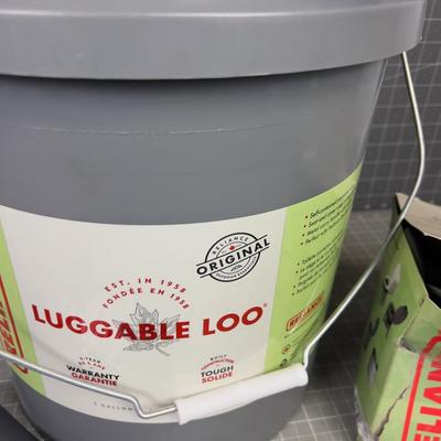 LUGGAGE LOO With Extra Bags 