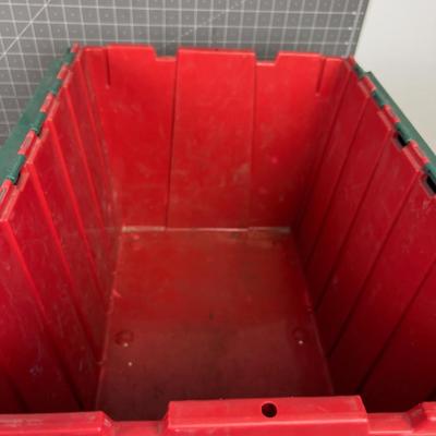 3 Storage Tubs with Lid Attached