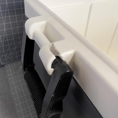 IGLOO 70 Quart Cooler NEW 