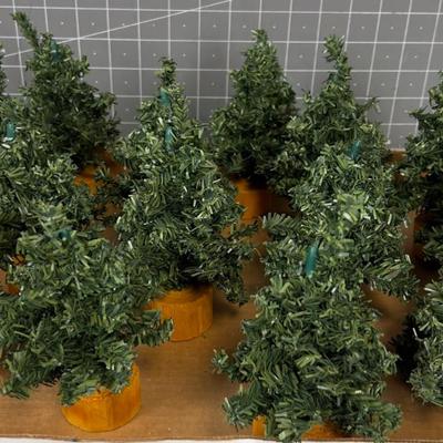 Posable Trees For the Display only