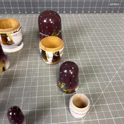 Nativity Nesting Scene (5) Dolls