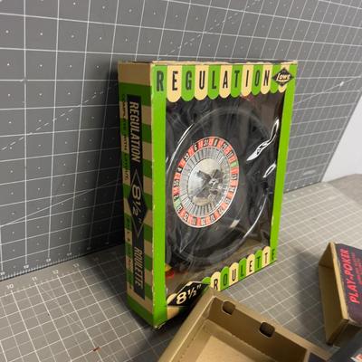 Play Poker and Roulette Games 