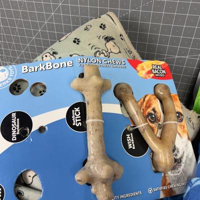 Mixed lot of Dog Items 
