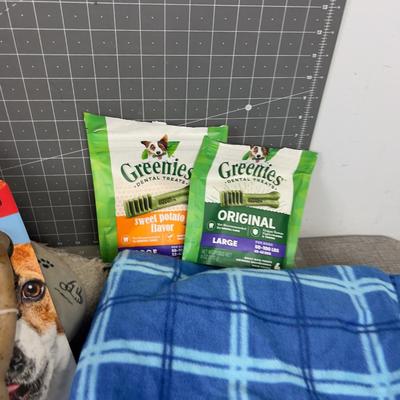Mixed lot of Dog Items 