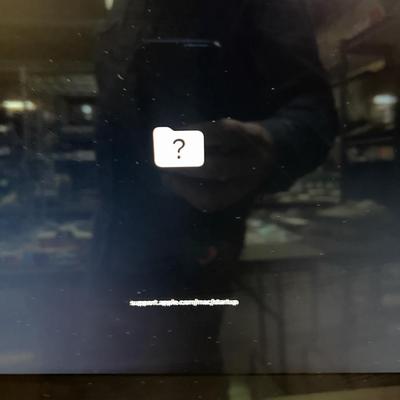 APPLE iMac Desk Top 