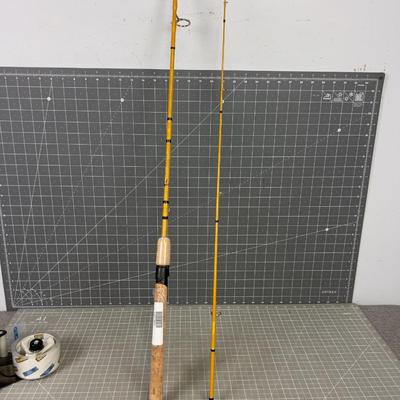 Fishing Eagle Claw 6 Foot Spinning Rod - 2-Pieces NEW 
