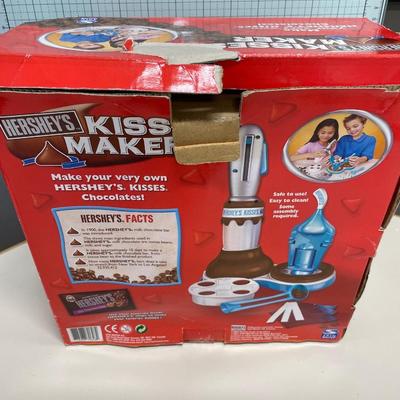 Hersheys kiss maker