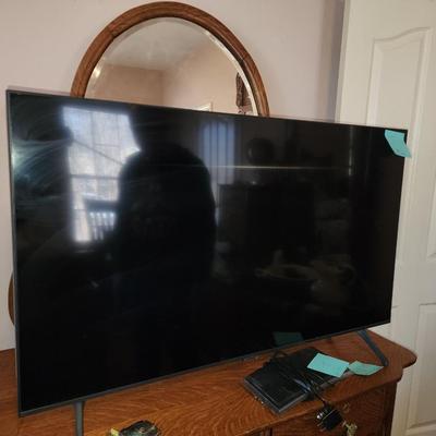 42 inch Samsung television with remote