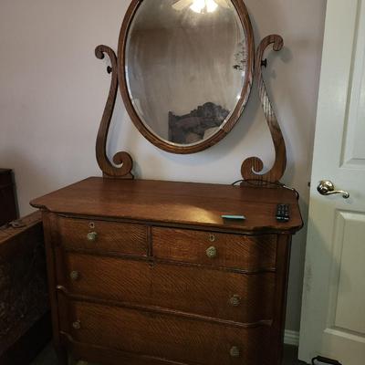 Antique chest of drawers.