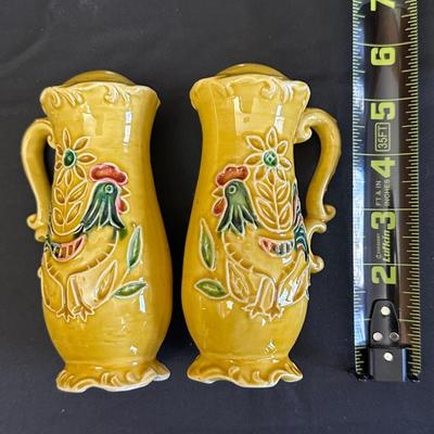 Napco set, placemats and napkin holders, Farmhouse style