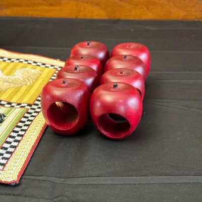 Napco set, placemats and napkin holders, Farmhouse style