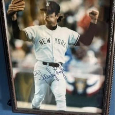 Sale Photo Thumbnail #89: SPRAKLY LYLE AUTOGRAPH