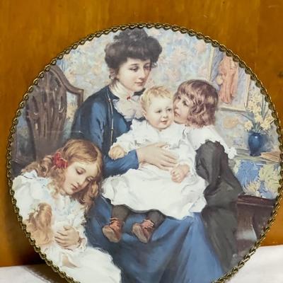 Mother and children round picture & Tagus Portugal teapot