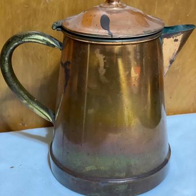 Mother and children round picture & Tagus Portugal teapot