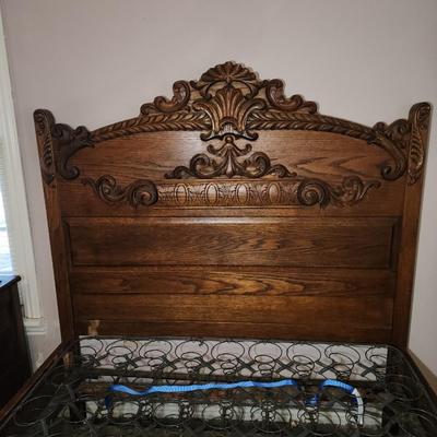 Antique bed