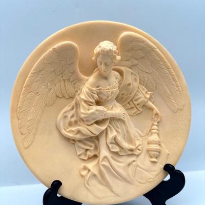 Italian Studio Dante 8" Alabaster 3D Collector Plates w/ Certificate of Authenticity & Box