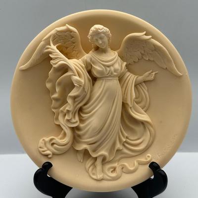 Italian Studio Dante 8" Alabaster 3D Collector Plates w/ Certificate of Authenticity & Box