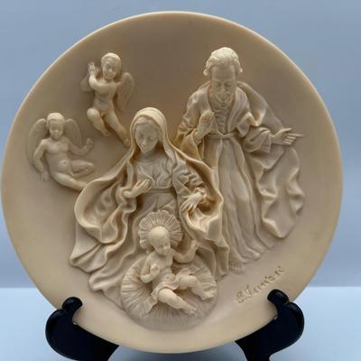 Italian Studio Dante 8" Alabaster 3D Collector Plates w/ Certificate of Authenticity & Box