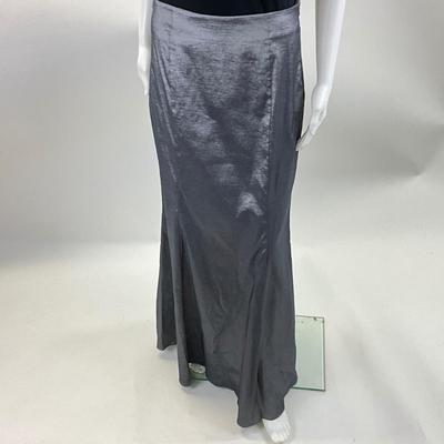 525 CARTISE Metallic Grey Long Skirt Size 8