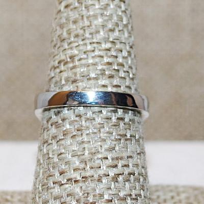 Size 7 Marked .925 Set of 3 Main Stones on a Tiara Style 2 Row Accents Setting & Silver Band (4.2g)