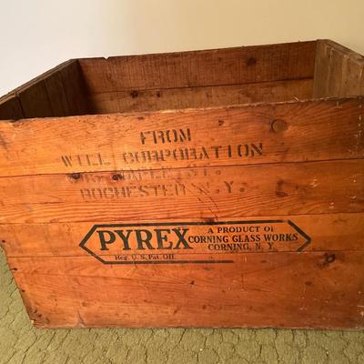 Large Pyrex Corning Glass Works Box