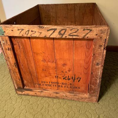 Large Pyrex Corning Glass Works Box