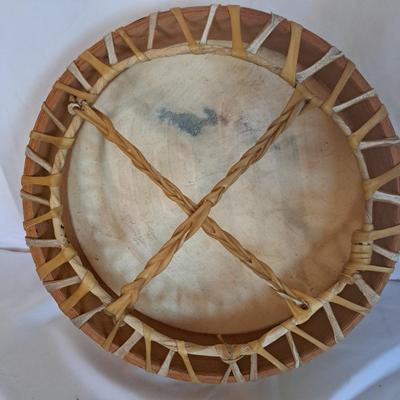 Handmade N.W. Tlingit Bear Drum & Signed Serigraph Print (LR-SD)