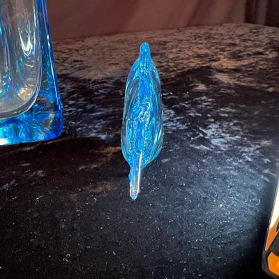 Blue Glass Murano Style Glass Fish Figurine Plus a Vase (D-RG)