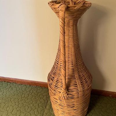 3 feet tall wicker holder