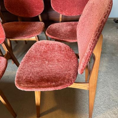 Vintage MCM Set of Six Chairs (See Details)