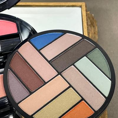 New Eyeshadow and blush Palette